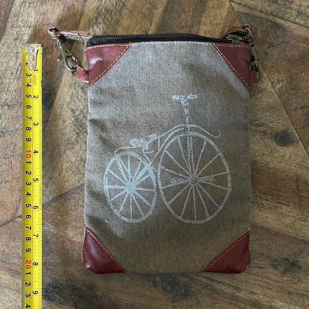 Mona B Bicycle Print Women's Cross body Bag